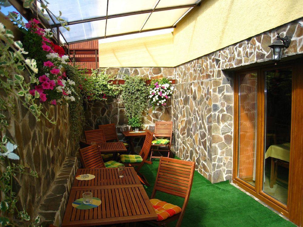 Wellness Penzion Vila Mery Poprad Exteriör bild