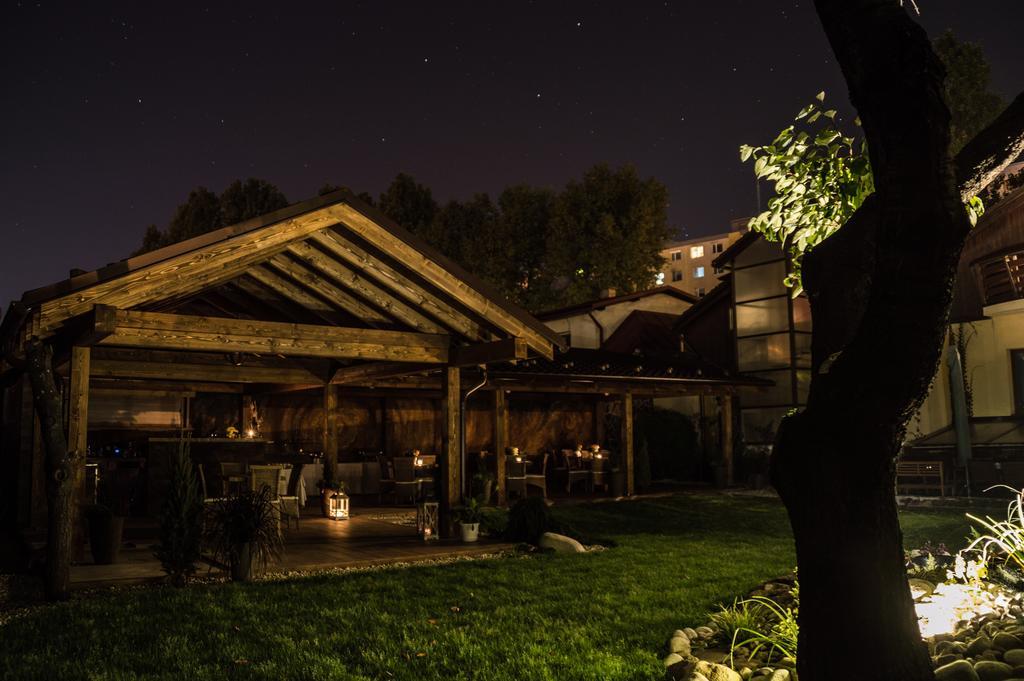 Wellness Penzion Vila Mery Poprad Exteriör bild