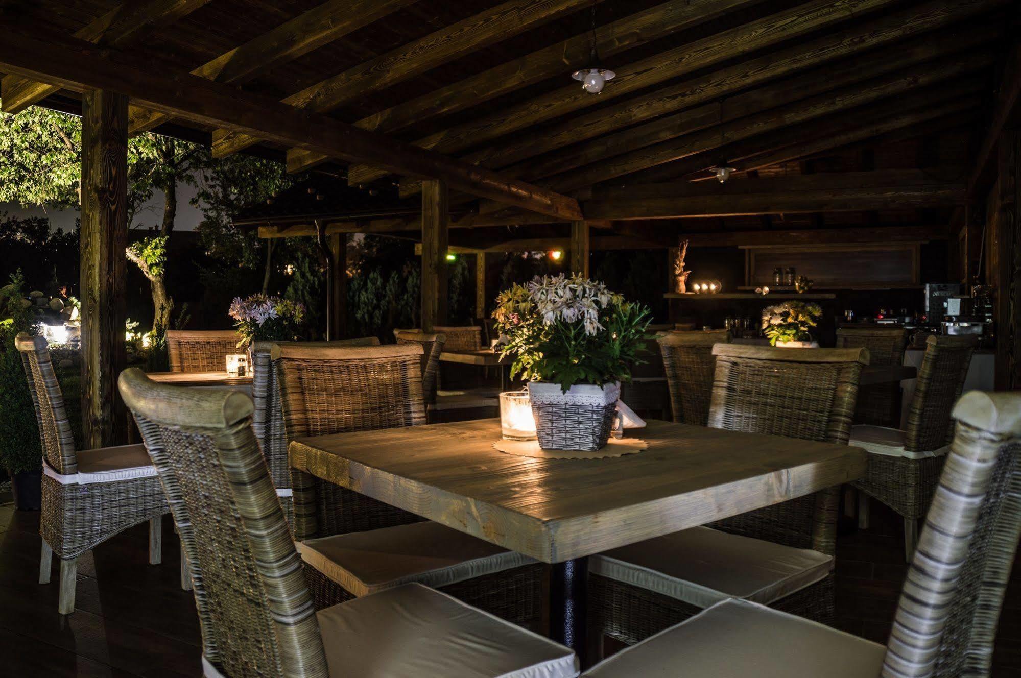 Wellness Penzion Vila Mery Poprad Exteriör bild