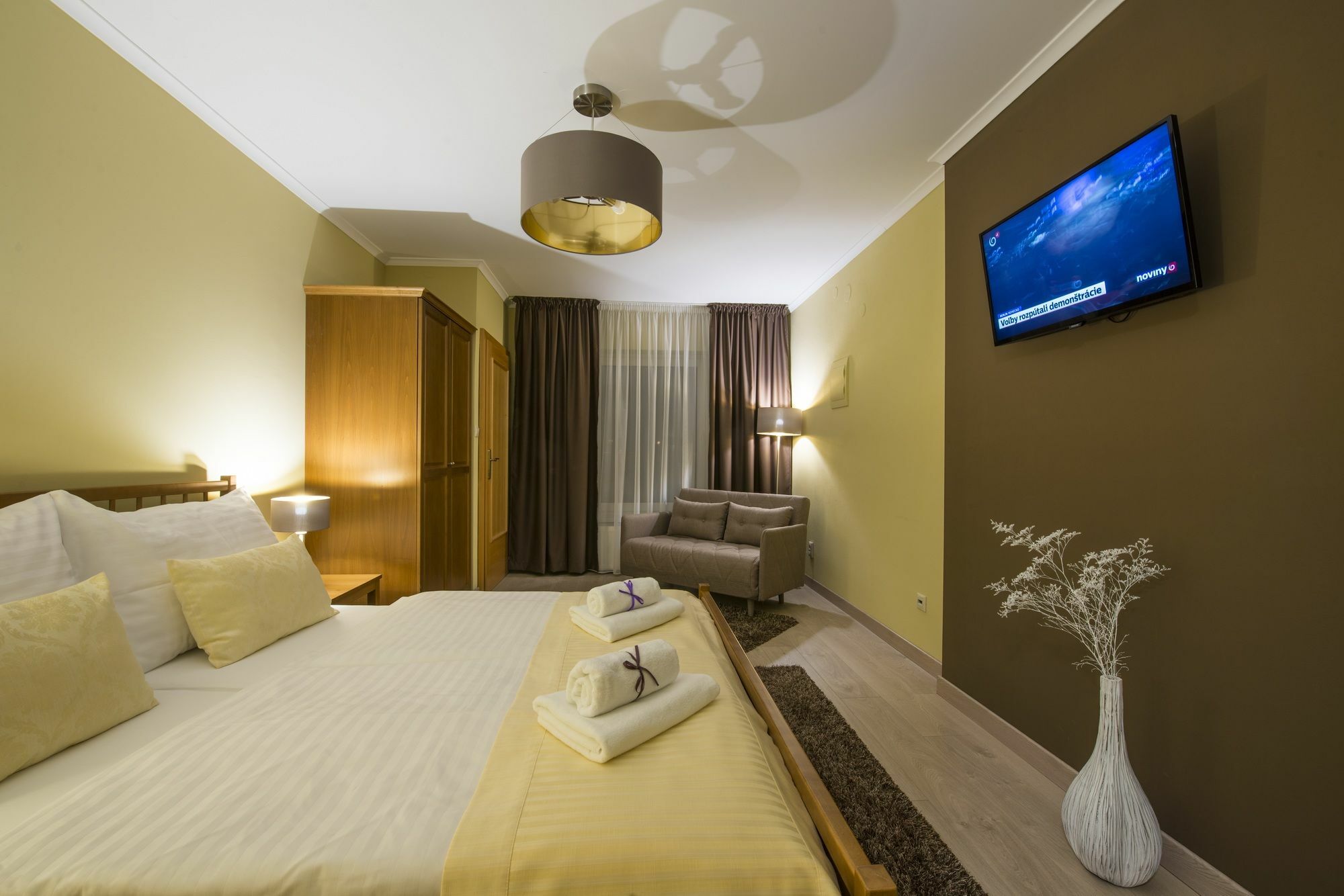 Wellness Penzion Vila Mery Poprad Exteriör bild