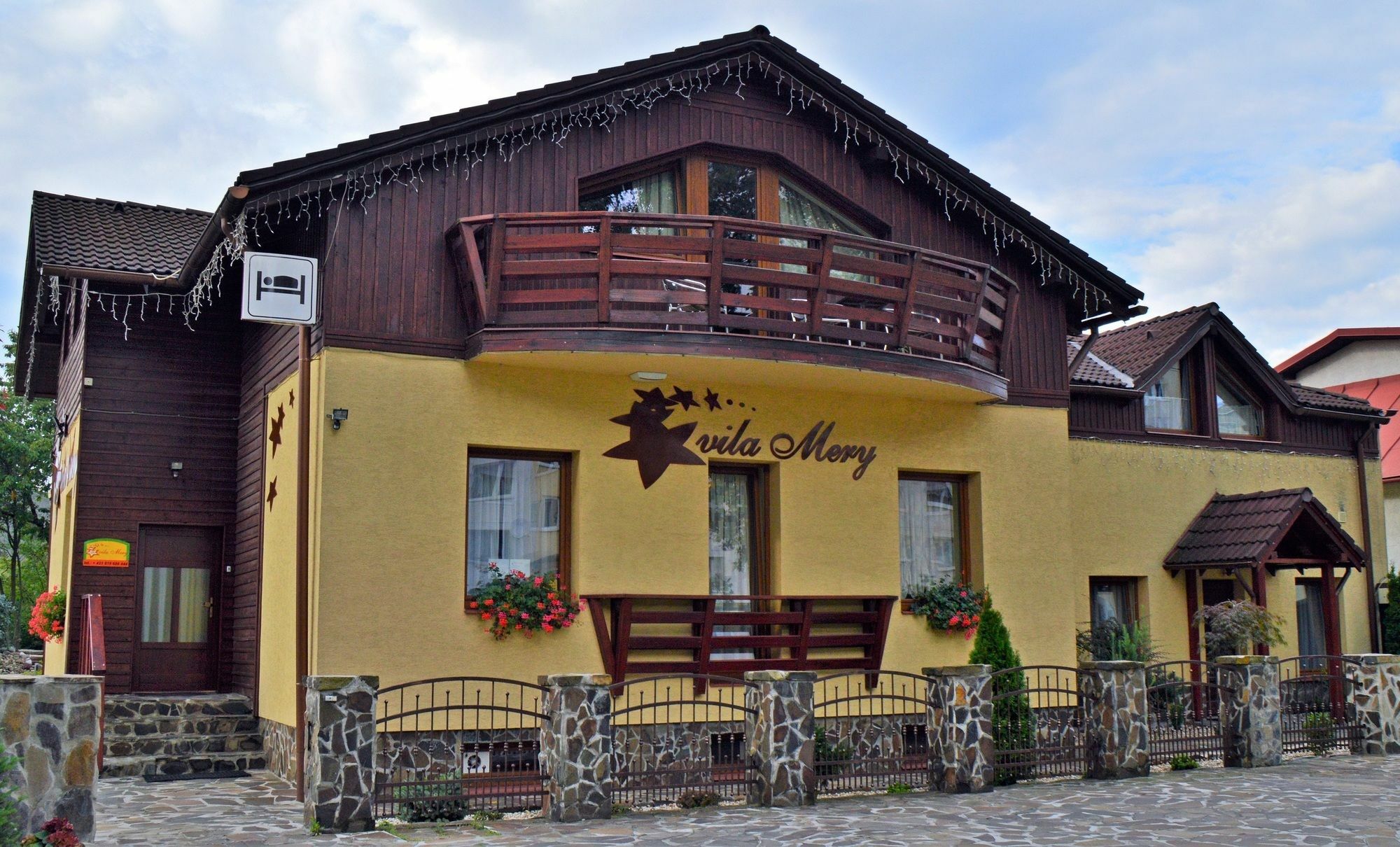 Wellness Penzion Vila Mery Poprad Exteriör bild